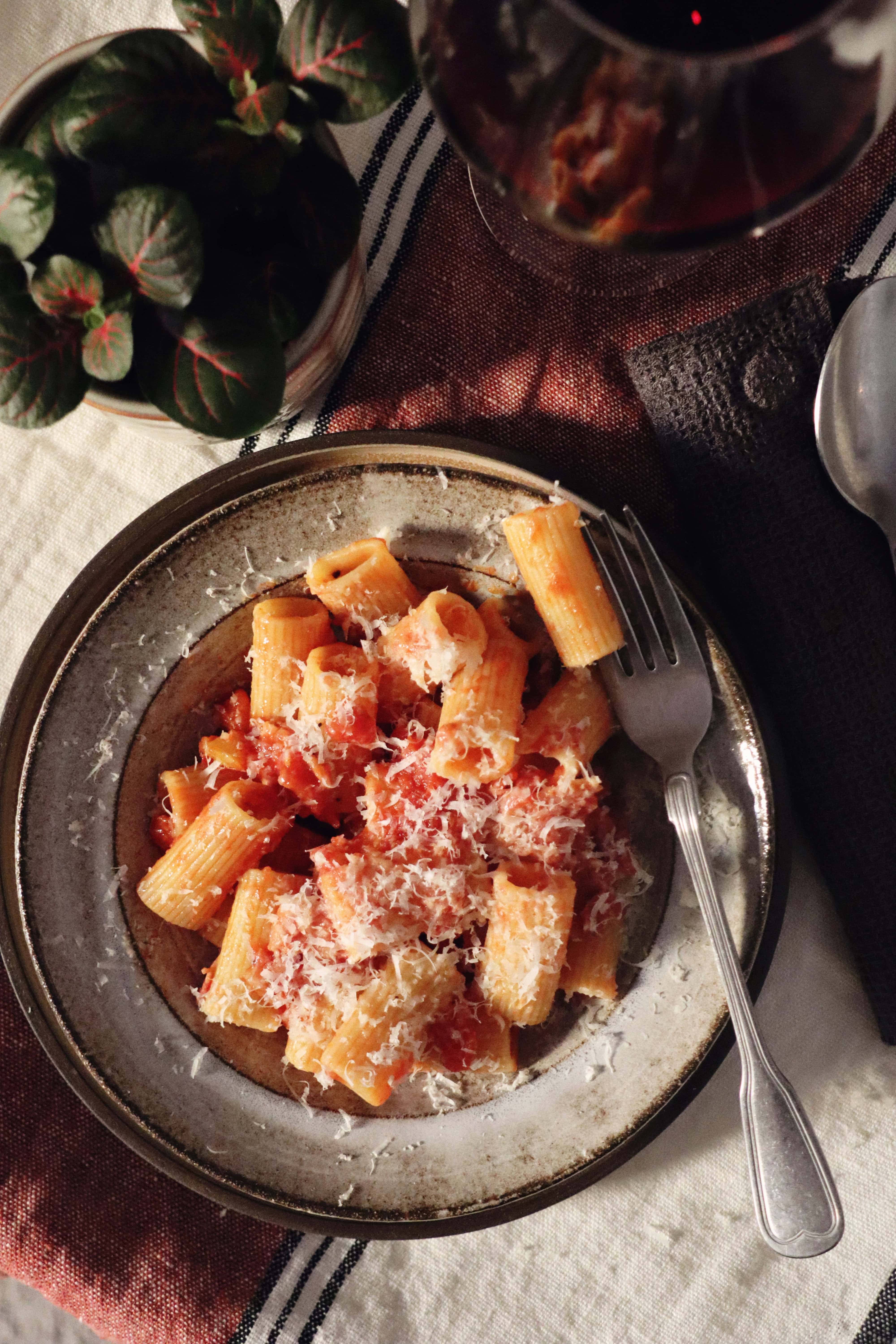 Rigatoni all’amatriciana Rigatoni all’amatriciana