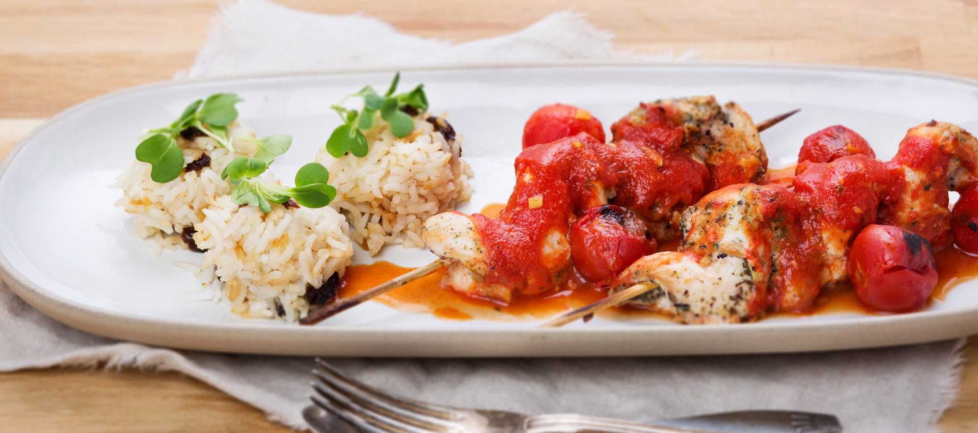 Hähnchenspiesse mit chili und ingwer