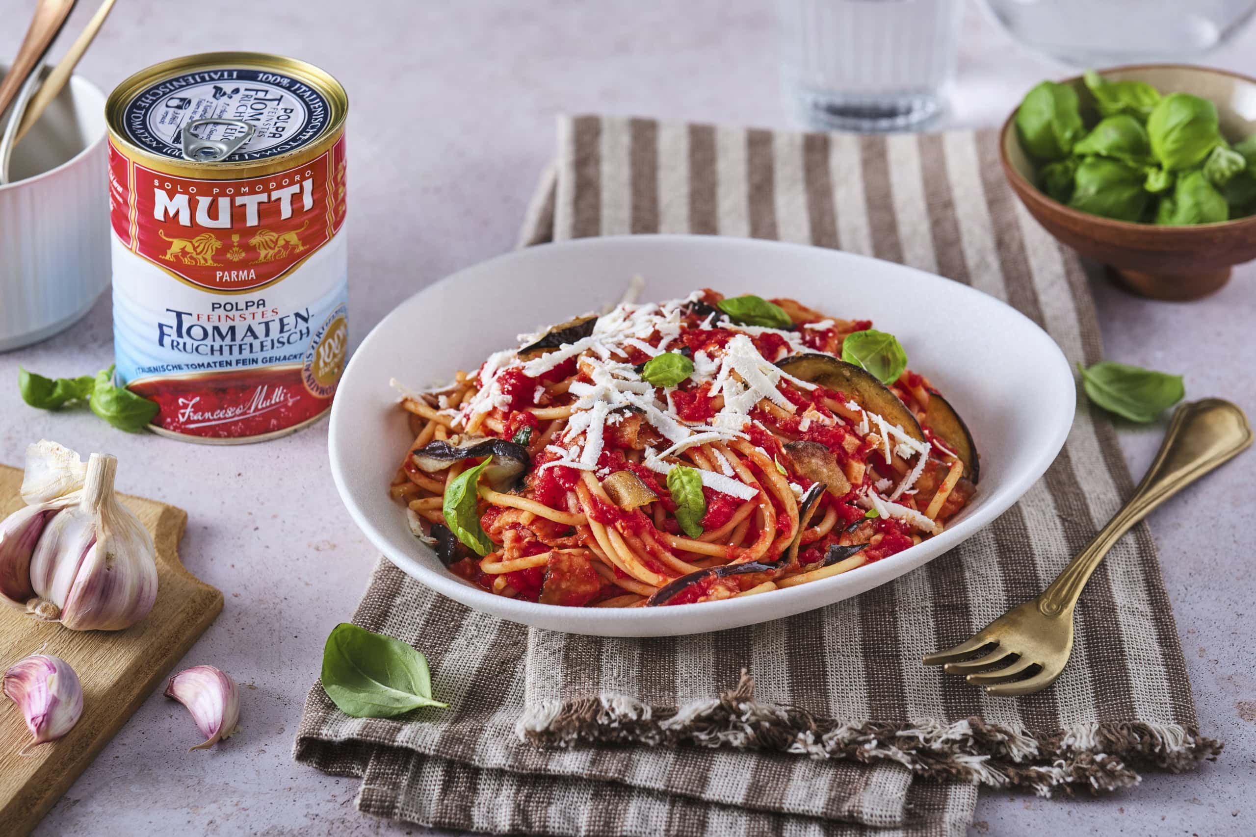 Pasta alla Norma con Polpa