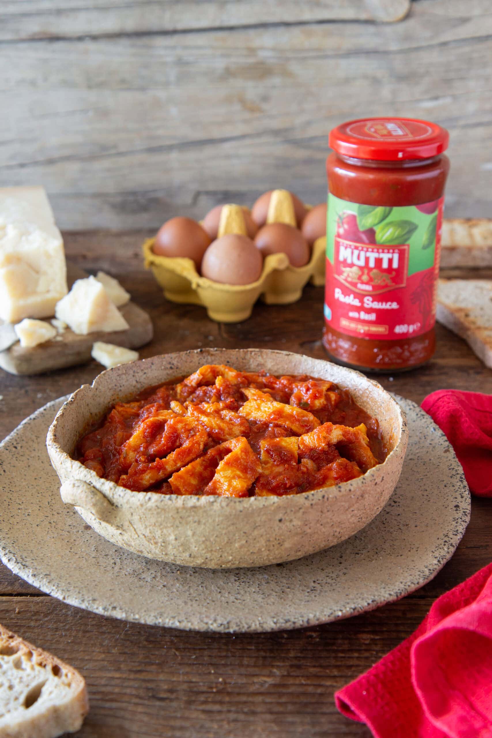 Falsche Kutteln mit Tomatensauce