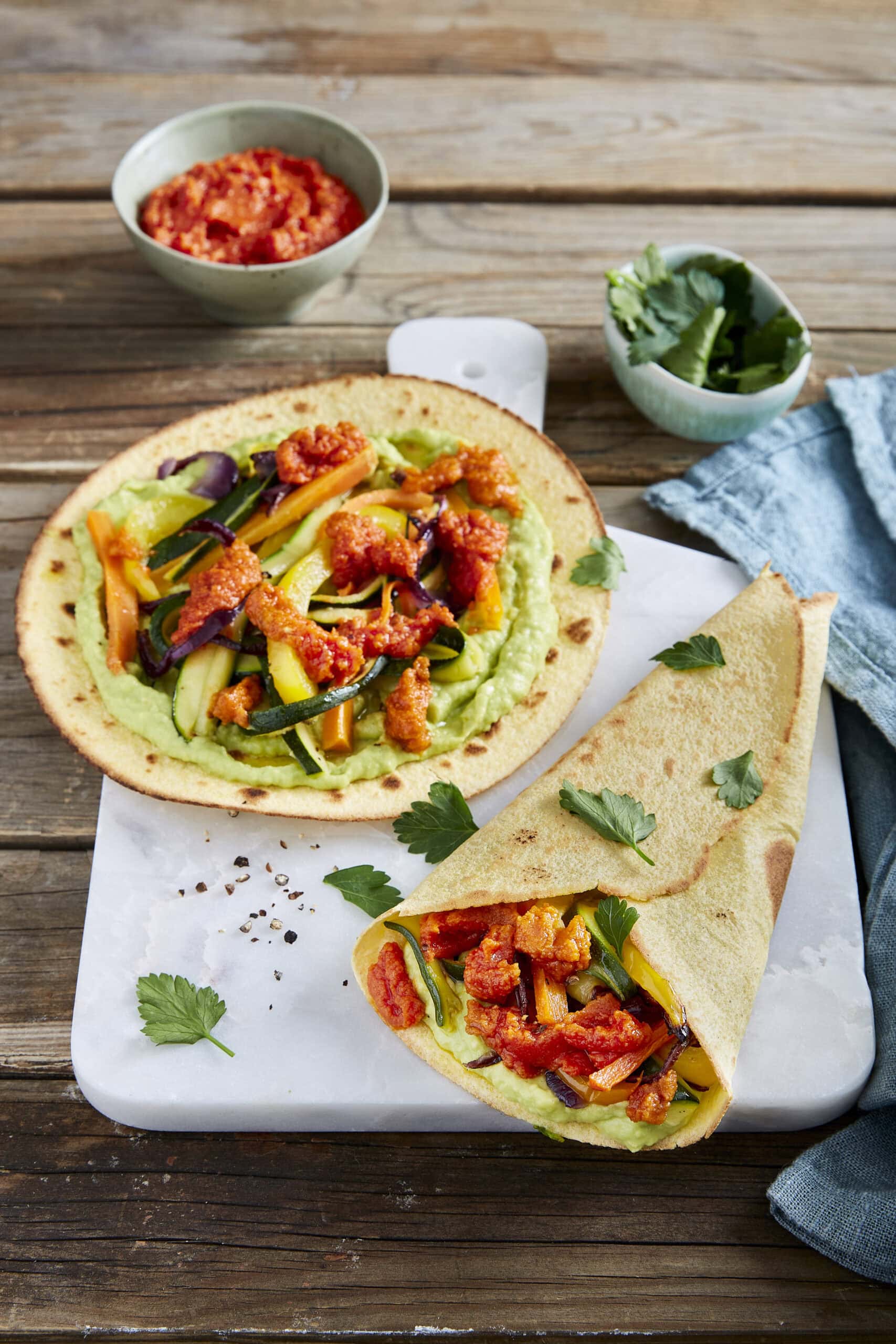 Gemüse Tortillas mit Avocadocreme