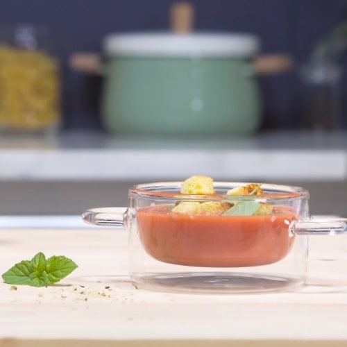 Gaspacho à la tomate et aux fraises