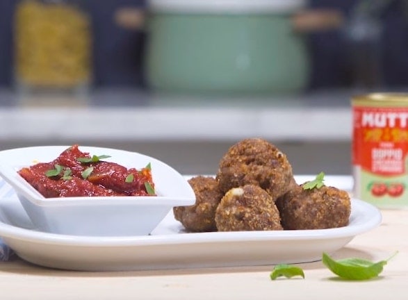 Boulettes de viande provolone et tomates