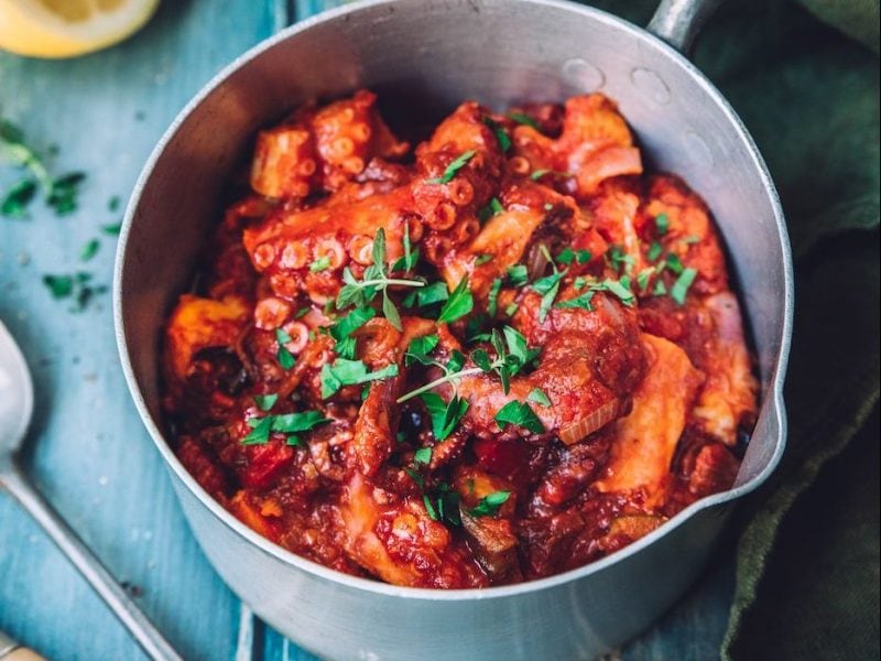 Cocotte de poulpe a la tomate