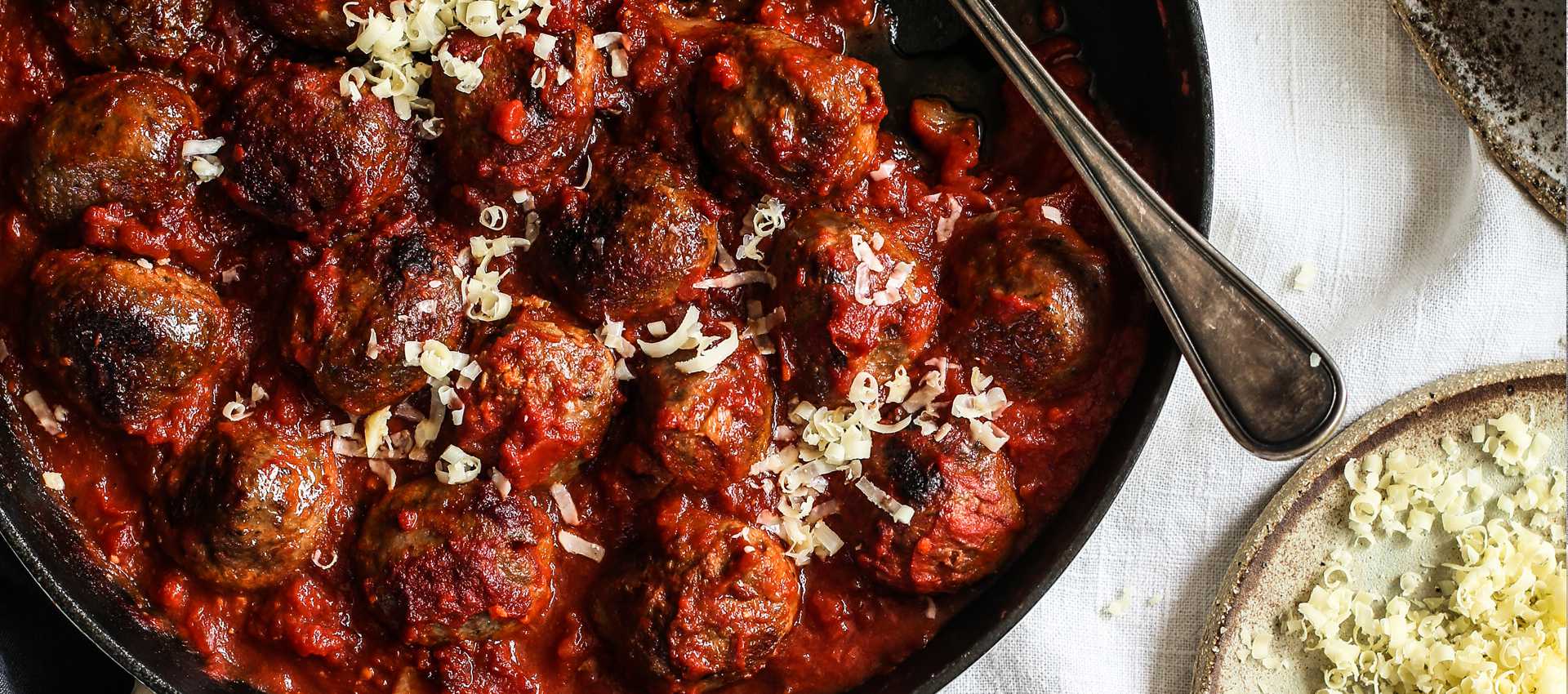 Beef and ricotta polpette with tomato sauce