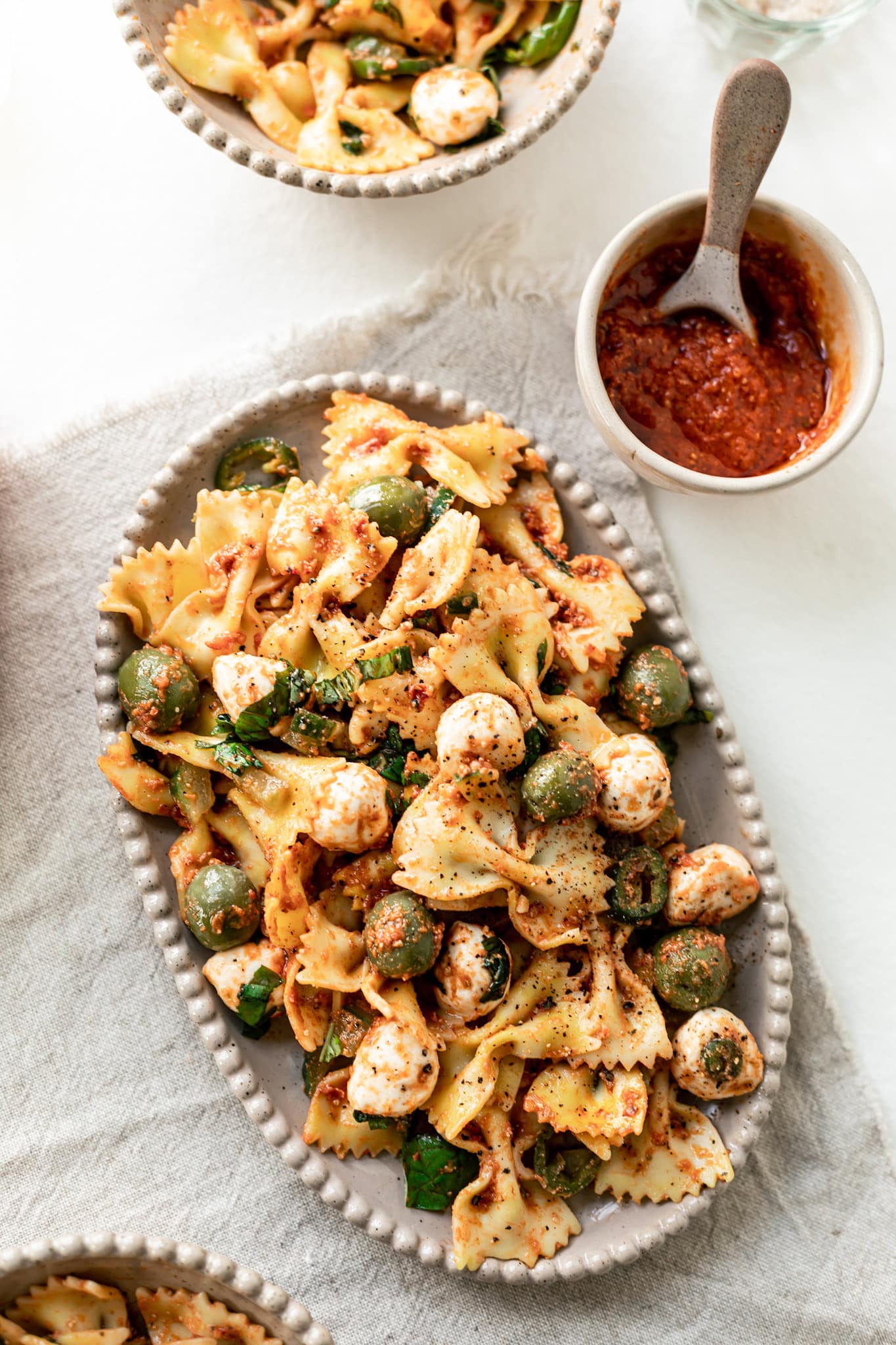 Tomato pesto pasta salad Tomato pesto pasta salad