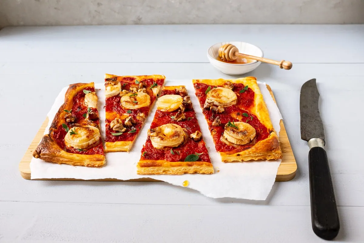 Tomato tart with goat cheese Tomato tart with goat cheese