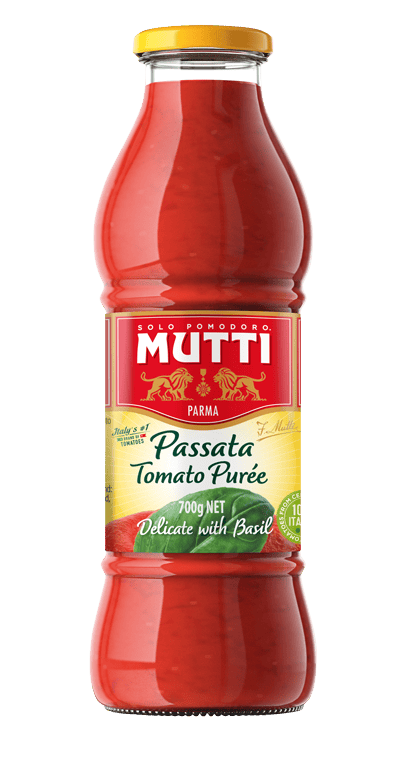 Passata with basil