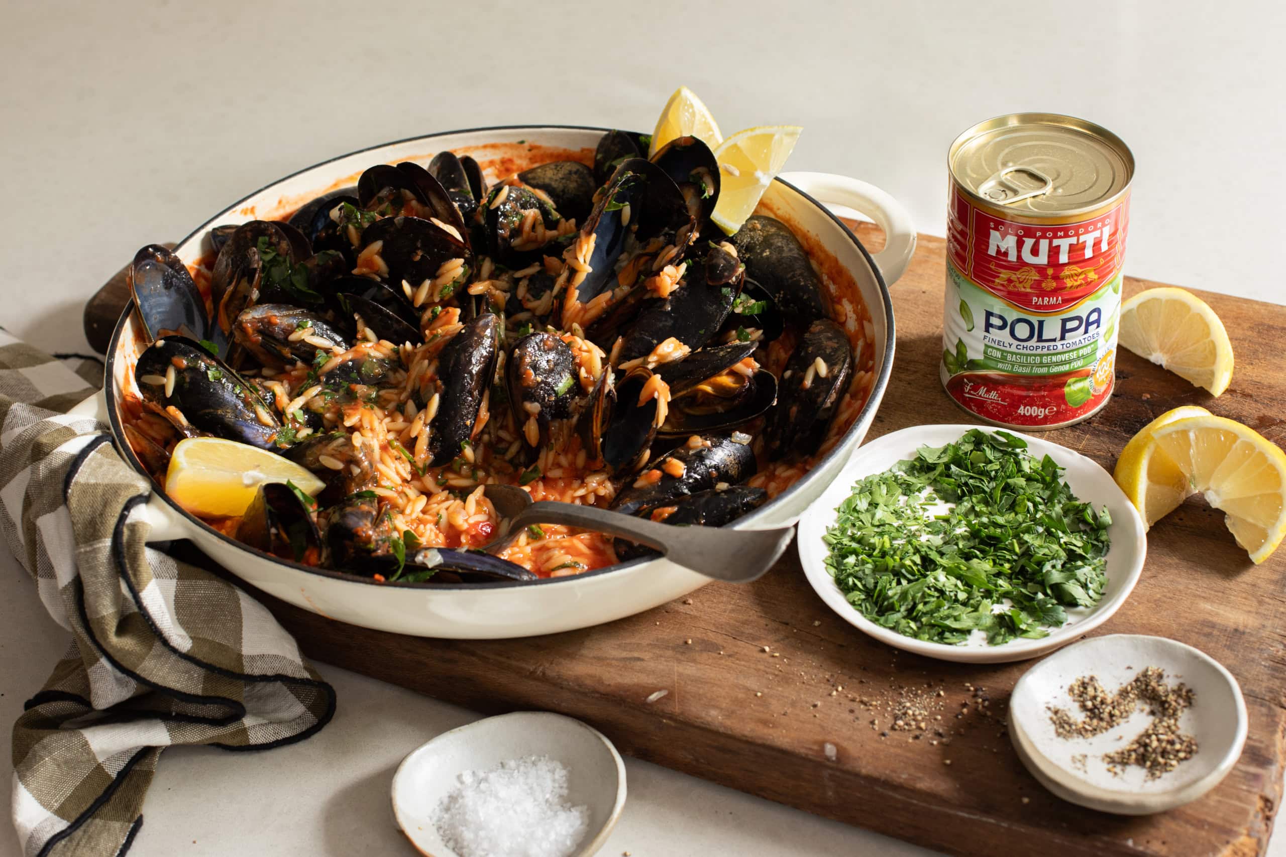 One-pot Mutti tomato mussels One-pot Mutti tomato mussels