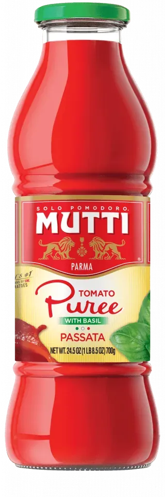 tomato puree with basil
