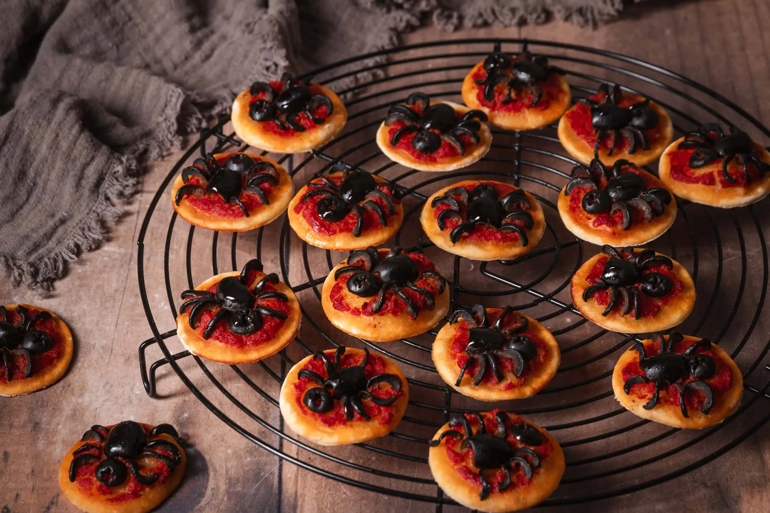 Spider Pizzas
