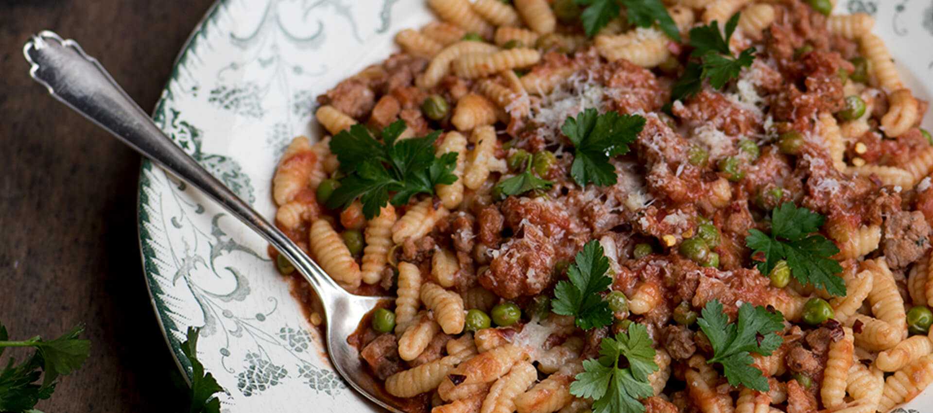 Cavatelli with Pork and Fennel Sausages and Peas by @italyonmymind