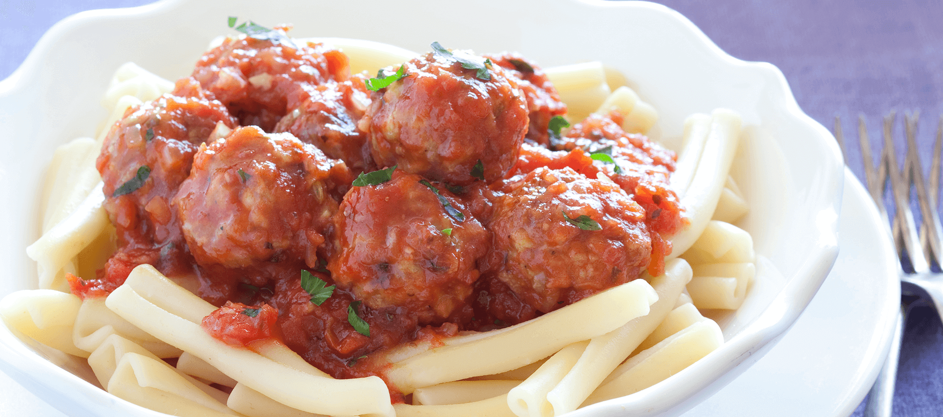 Quick meatball pasta