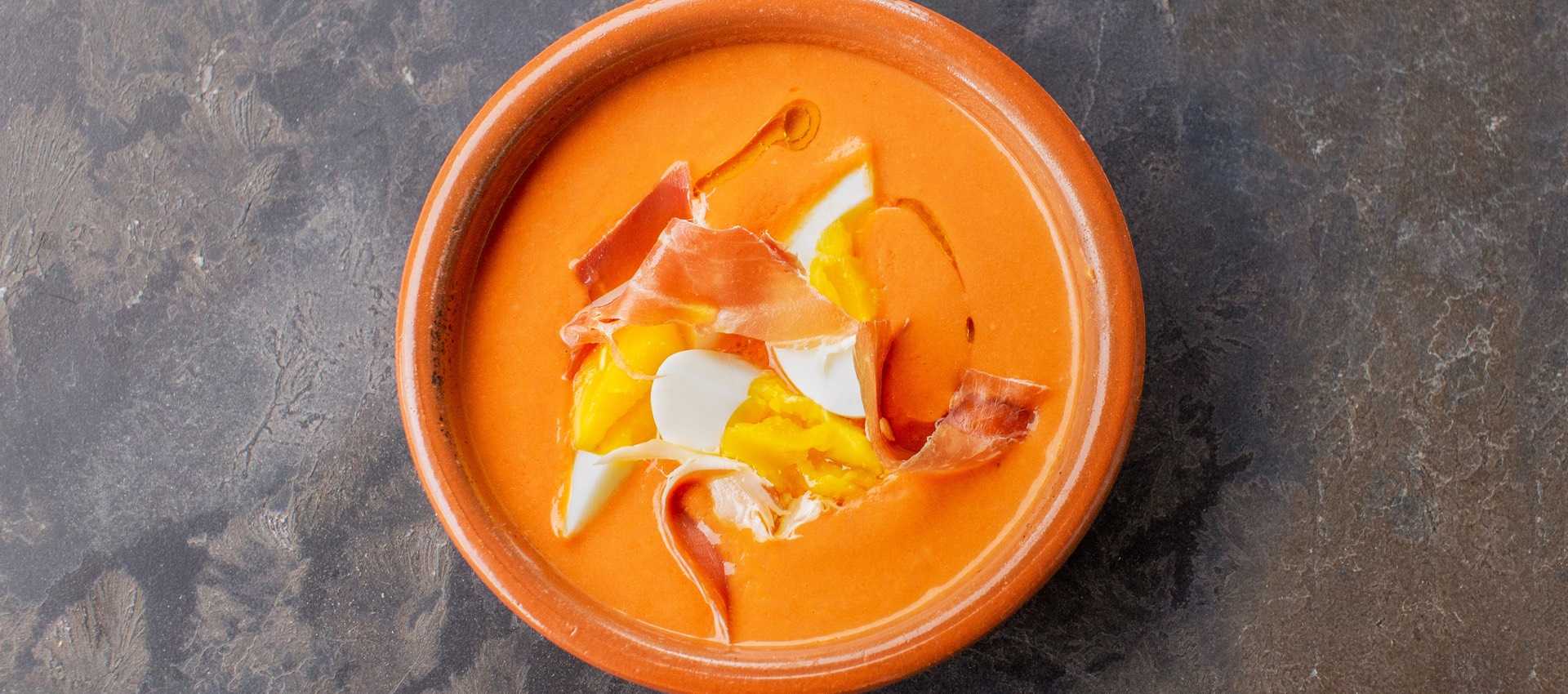 Salmorejo (Chilled Spanish tomato soup)