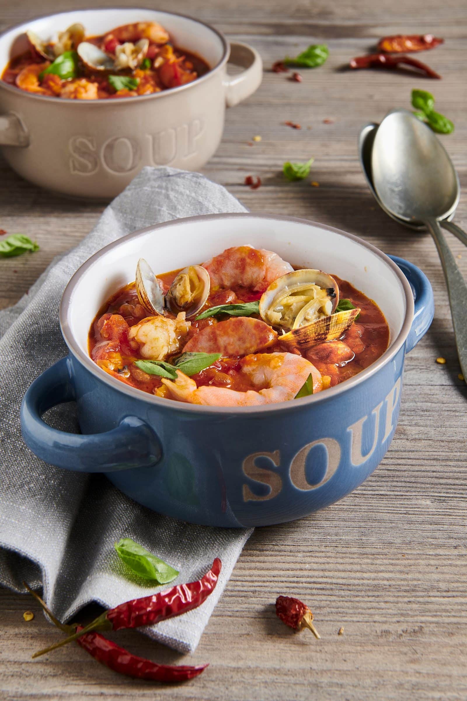 Zuppa di cereali gamberi e vongole veraci