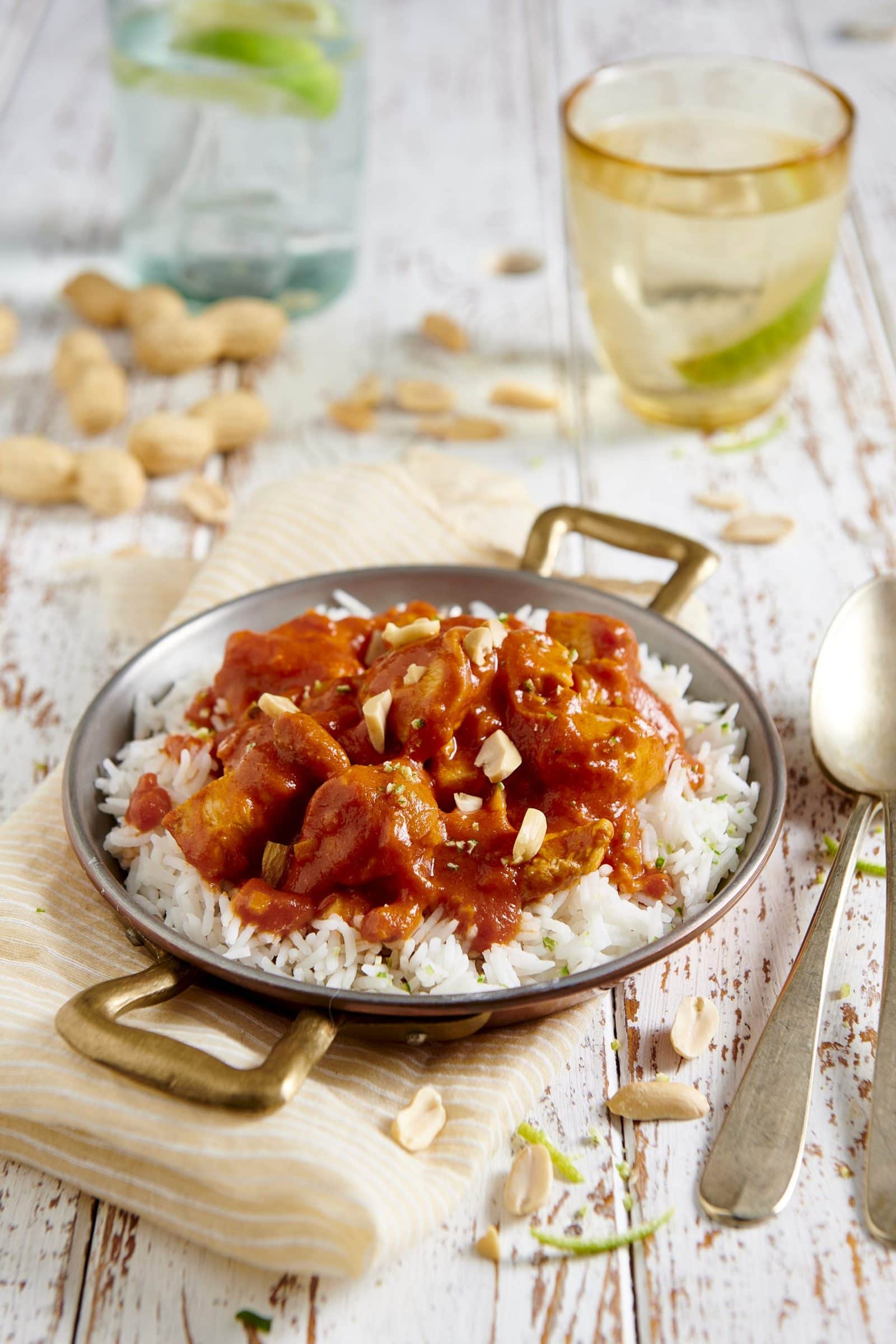 Bocconcini di pollo in salsa rossa al cocco Bocconcini di pollo in salsa rossa al cocco