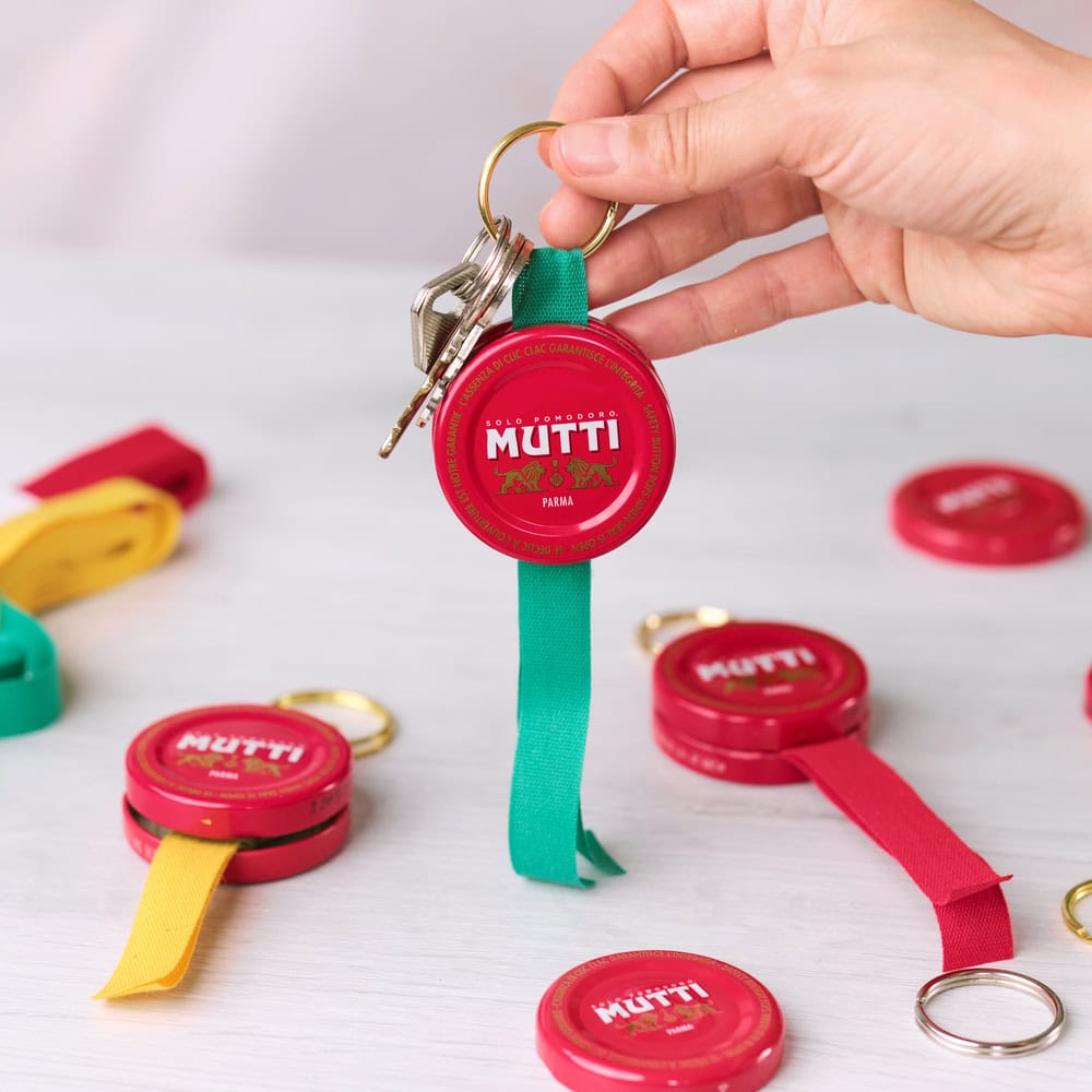 Portachiavi con tappi di Passata Mutti