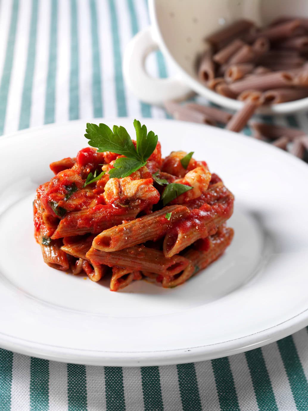 Penne spelttipasta merikrotilla
