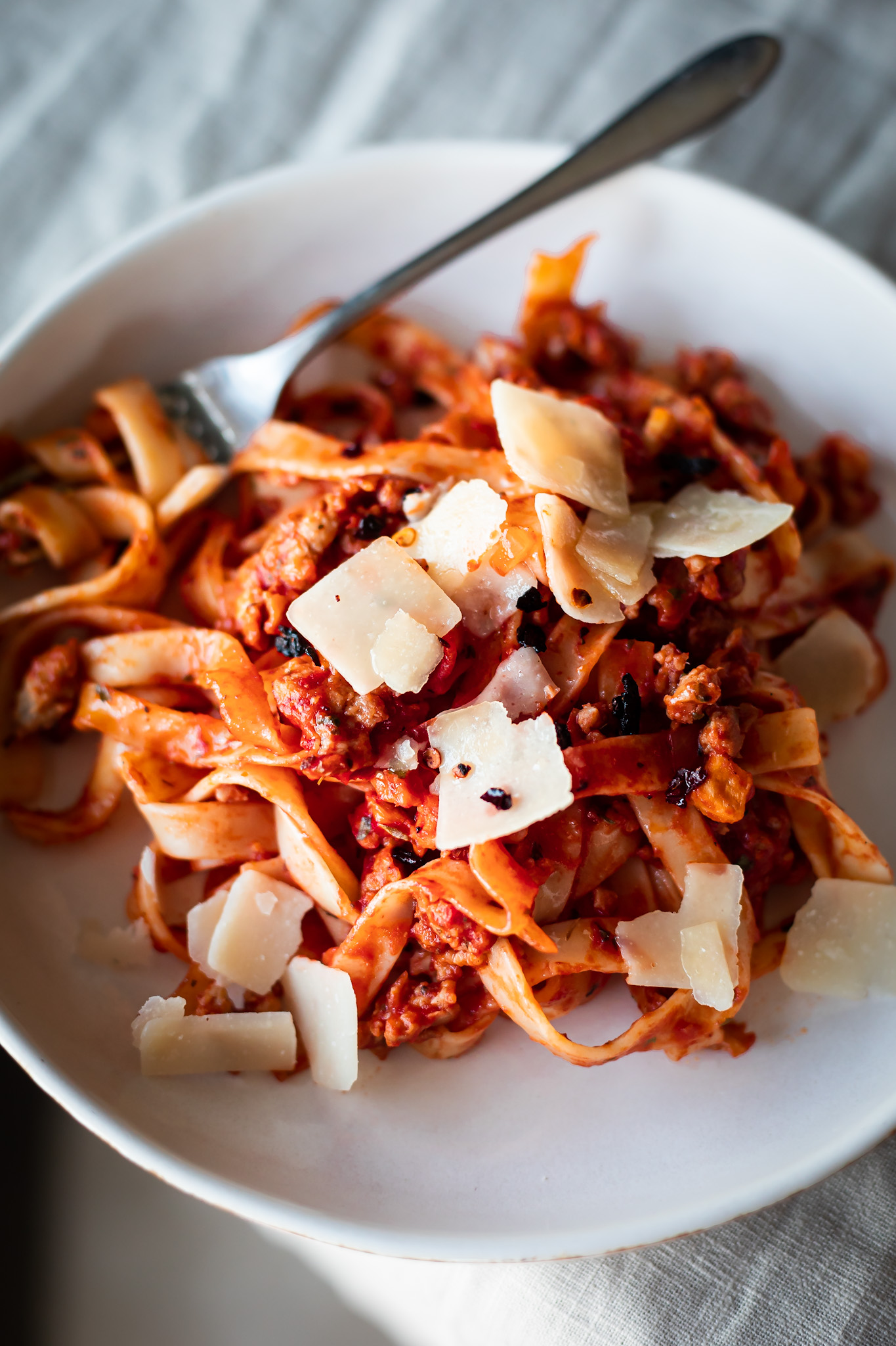 Ragu sauce made with tomato puree
