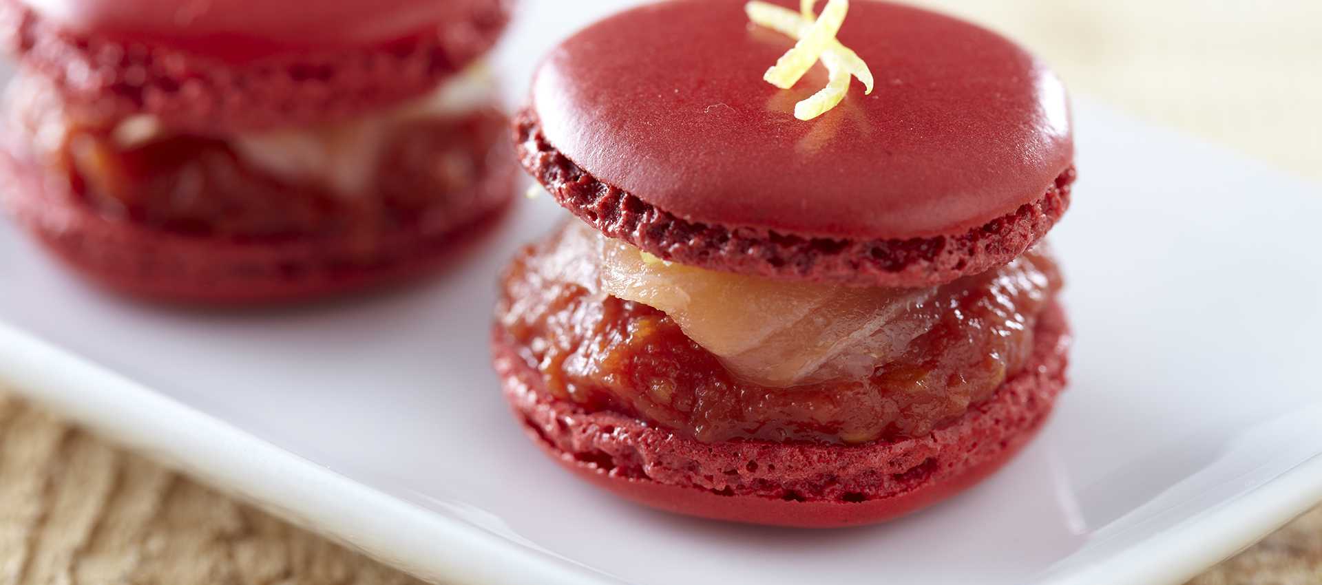 Smoked salmon macarons with polpa (finely chopped tomatoes)