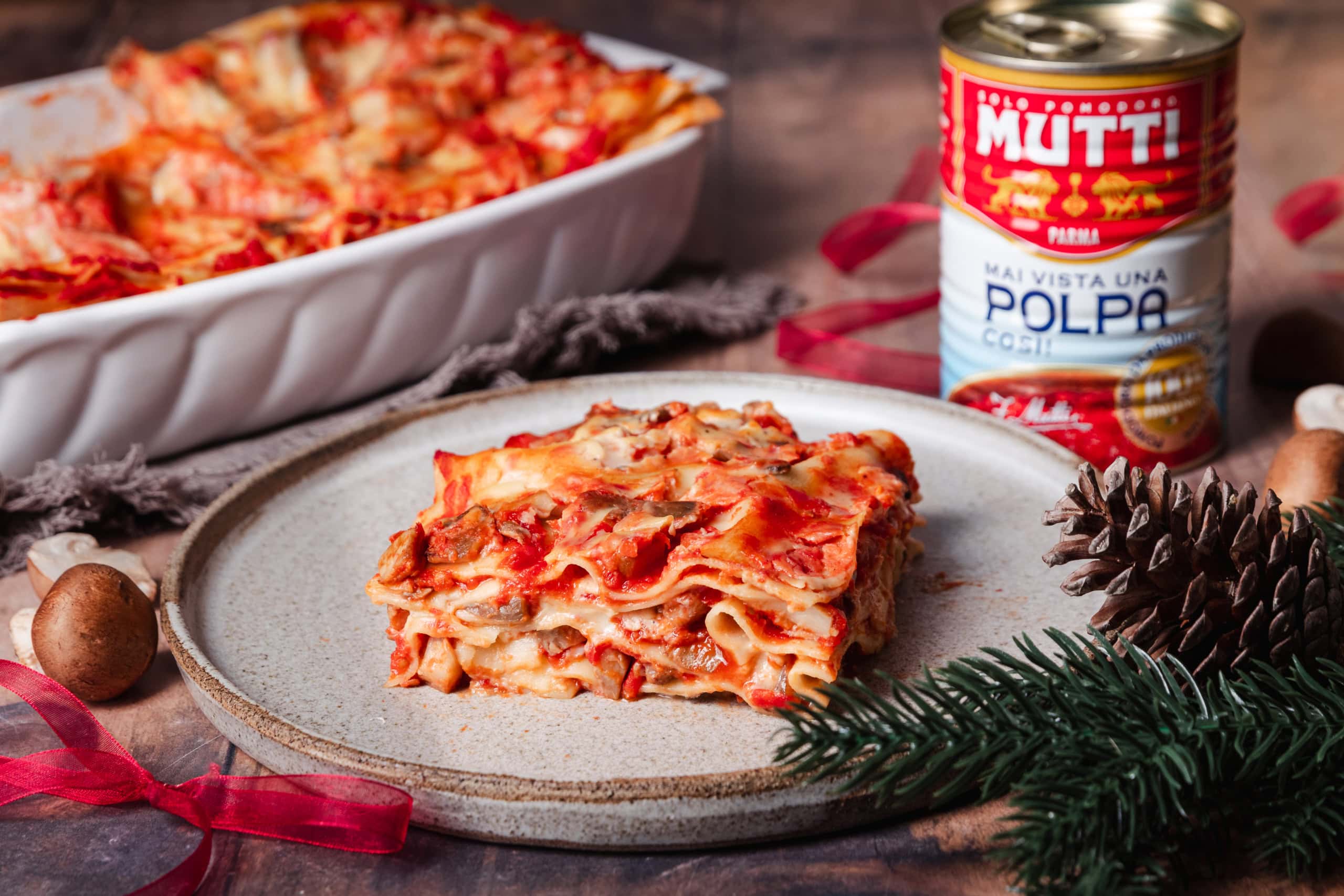 Vegan mushroom lasagna